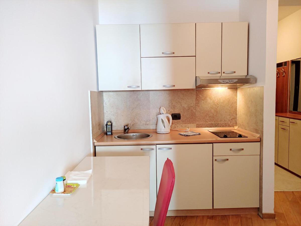 Apartments Altea Rafailovici Ngoại thất bức ảnh