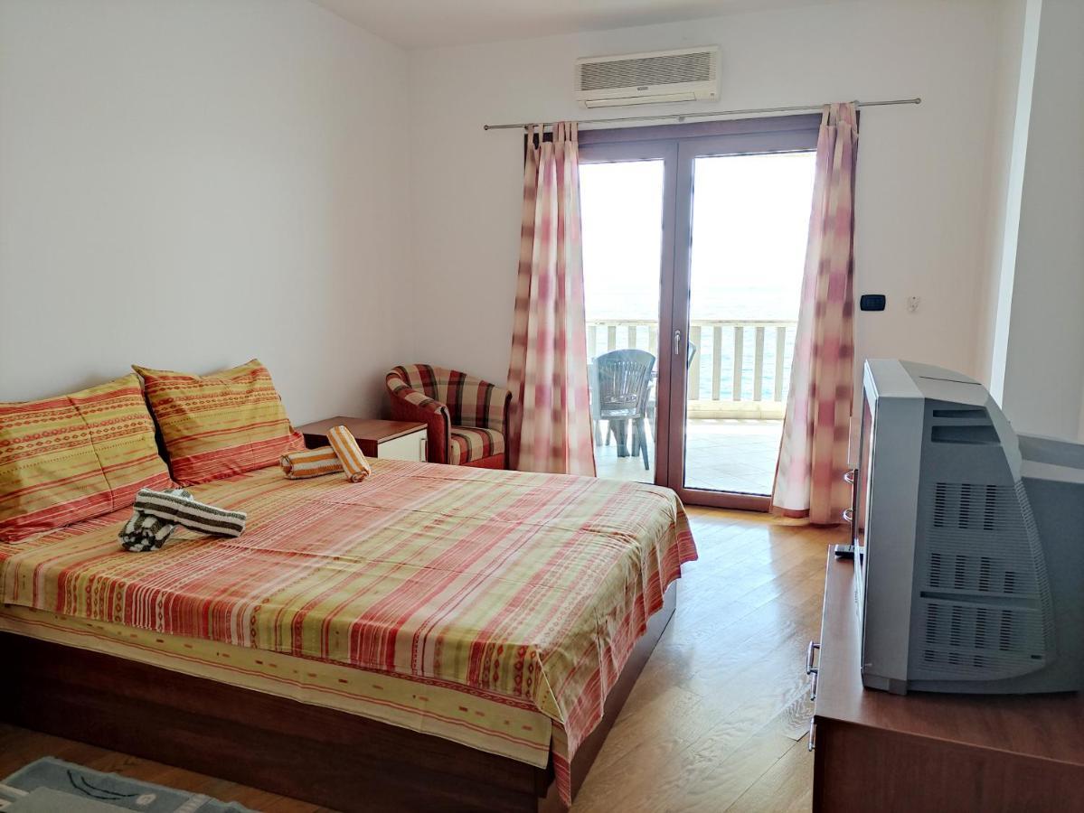 Apartments Altea Rafailovici Ngoại thất bức ảnh