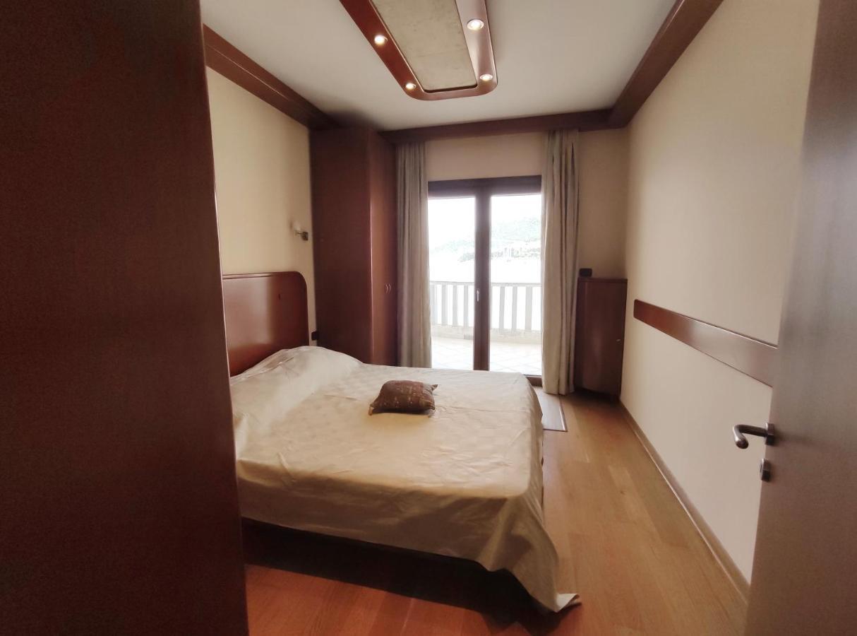 Apartments Altea Rafailovici Ngoại thất bức ảnh